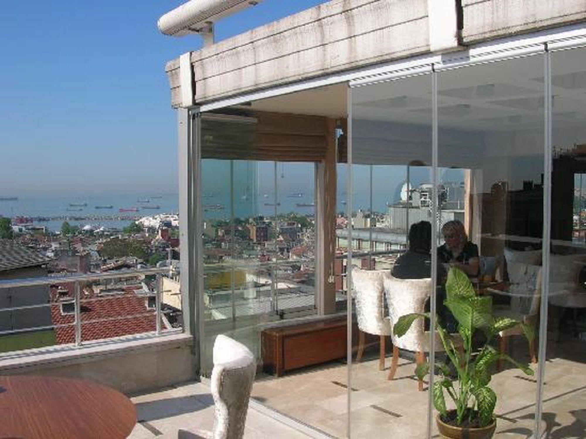 Q Hotel Laleli - Istanbul — Photos 3